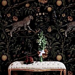 Egzotik Leopar ve Orman Meyveleri Duvar Kağıdı Cesur Koyu Çiçekli Duvar Kağıdı
